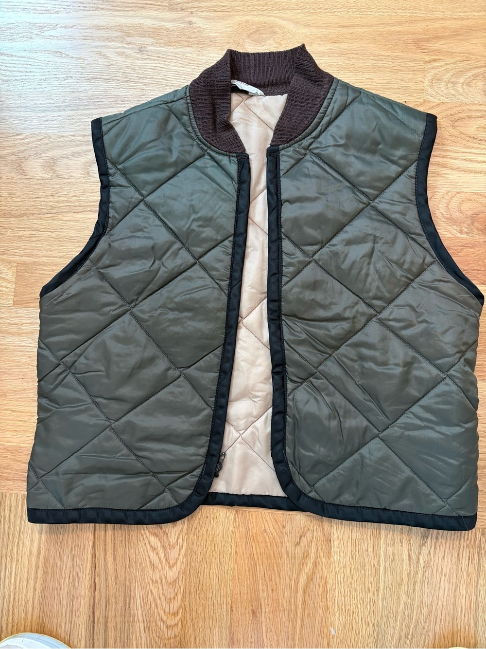 VINTAGE 1960’s Olive Green Men's Vest Sz Medium